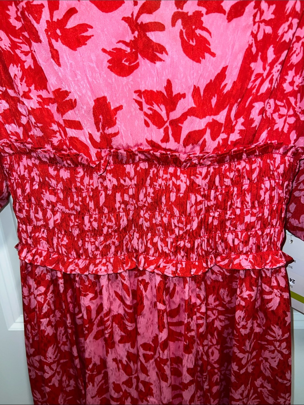 Taylor Women’s Red and Pink Floral Puff Sleeve Midi Dress Size 4 NWT - Picture 9 of 12